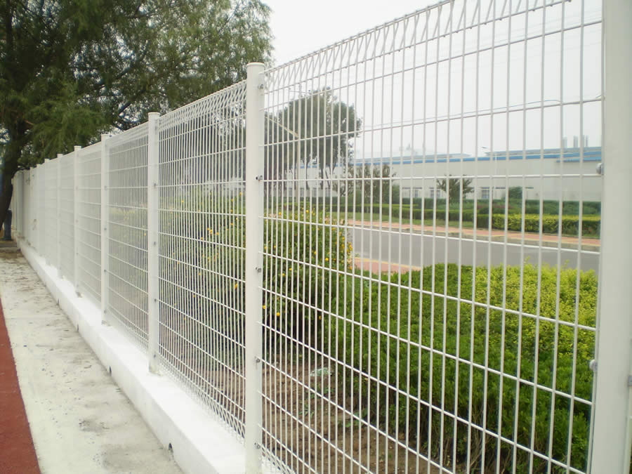 Wire Mesh Fence Manufacturers in Trichy